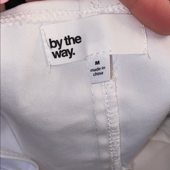 “By The Way” white lace up crop top. Size Medium - Picture 5 of 7